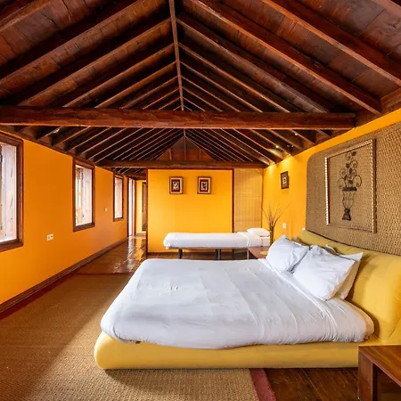 Live Orotava Antigua Attic National Heritage * La Orotava