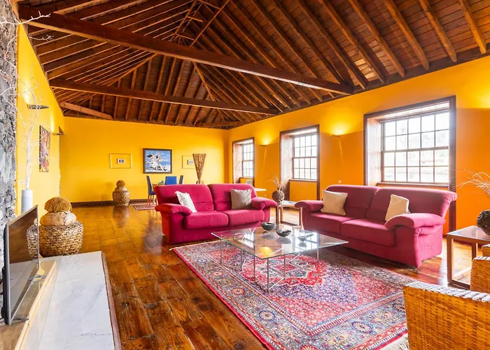 Live Attic National Heritage Apartament